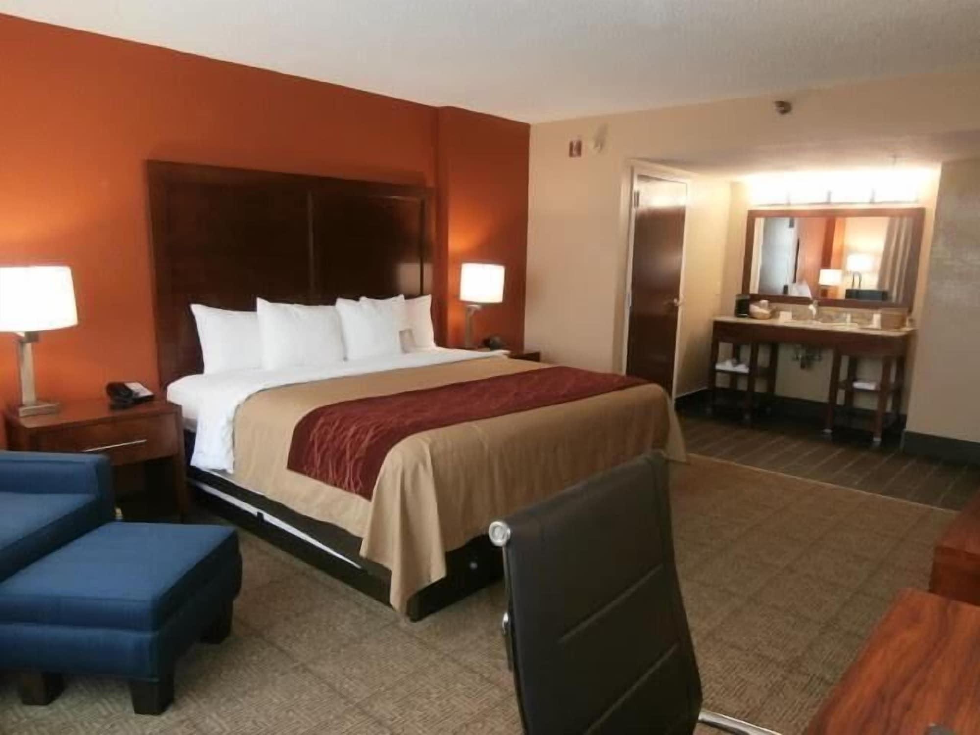 Comfort Inn & Suites Lakeland North I-4 Экстерьер фото