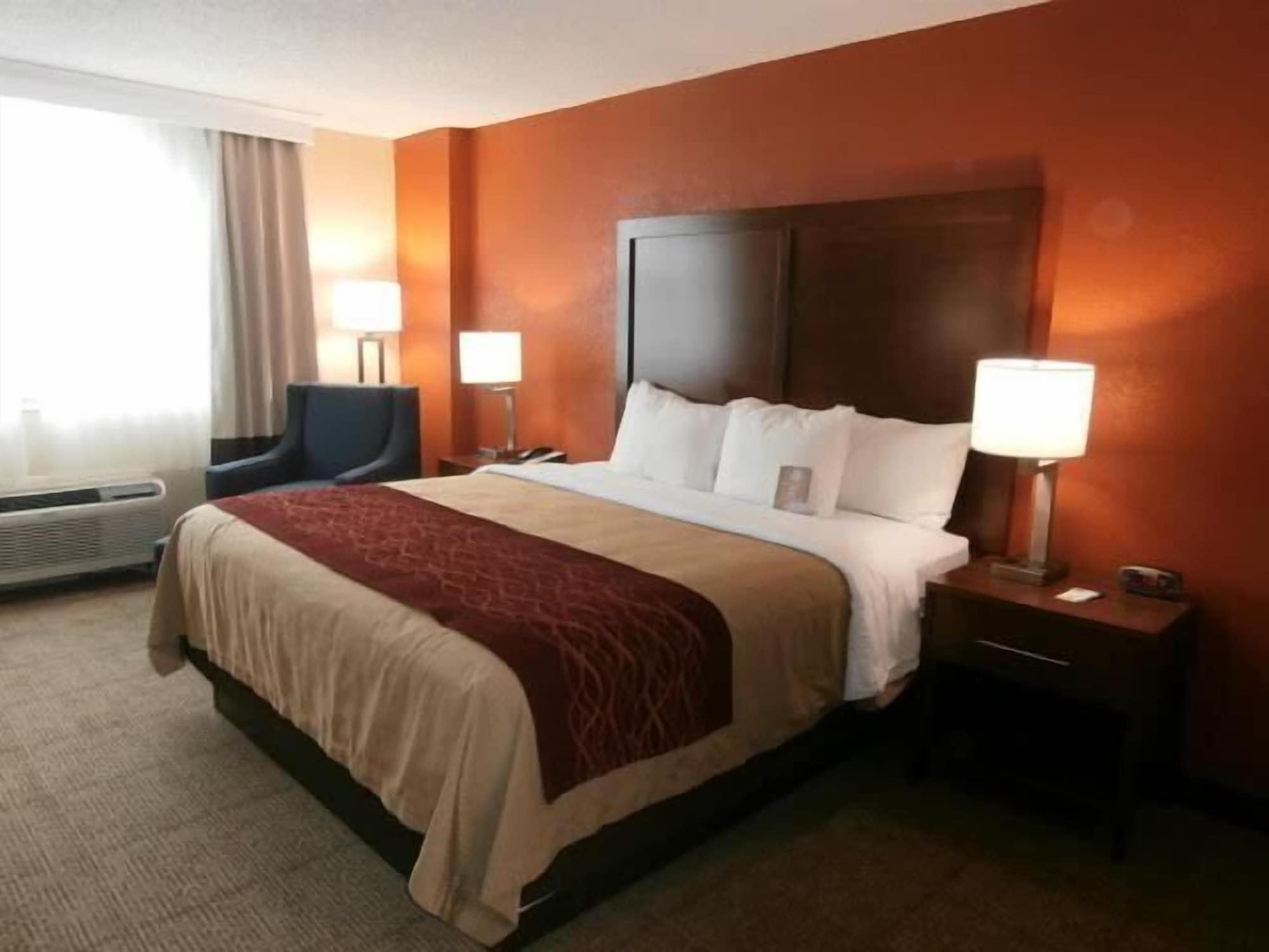 Comfort Inn & Suites Lakeland North I-4 Экстерьер фото