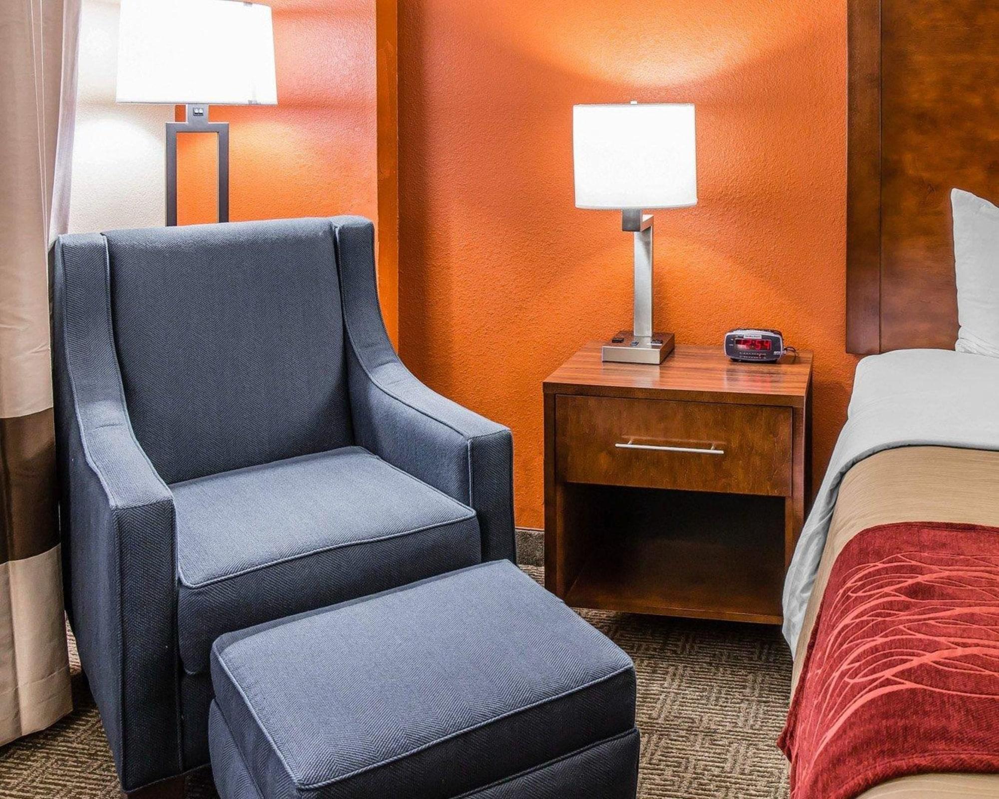 Comfort Inn & Suites Lakeland North I-4 Экстерьер фото