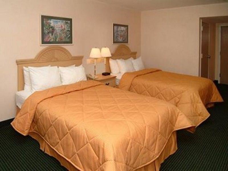 Comfort Inn & Suites Lakeland North I-4 Экстерьер фото