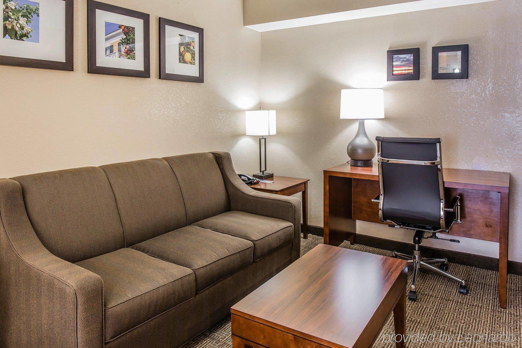 Comfort Inn & Suites Lakeland North I-4 Экстерьер фото