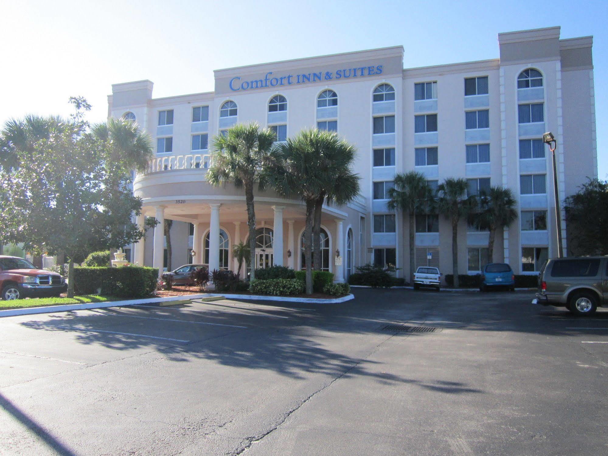 Comfort Inn & Suites Lakeland North I-4 Экстерьер фото
