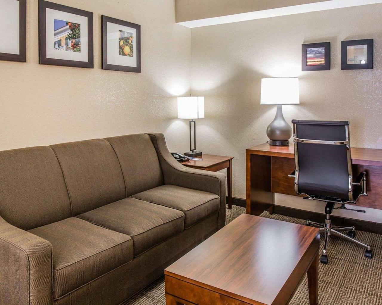 Comfort Inn & Suites Lakeland North I-4 Экстерьер фото