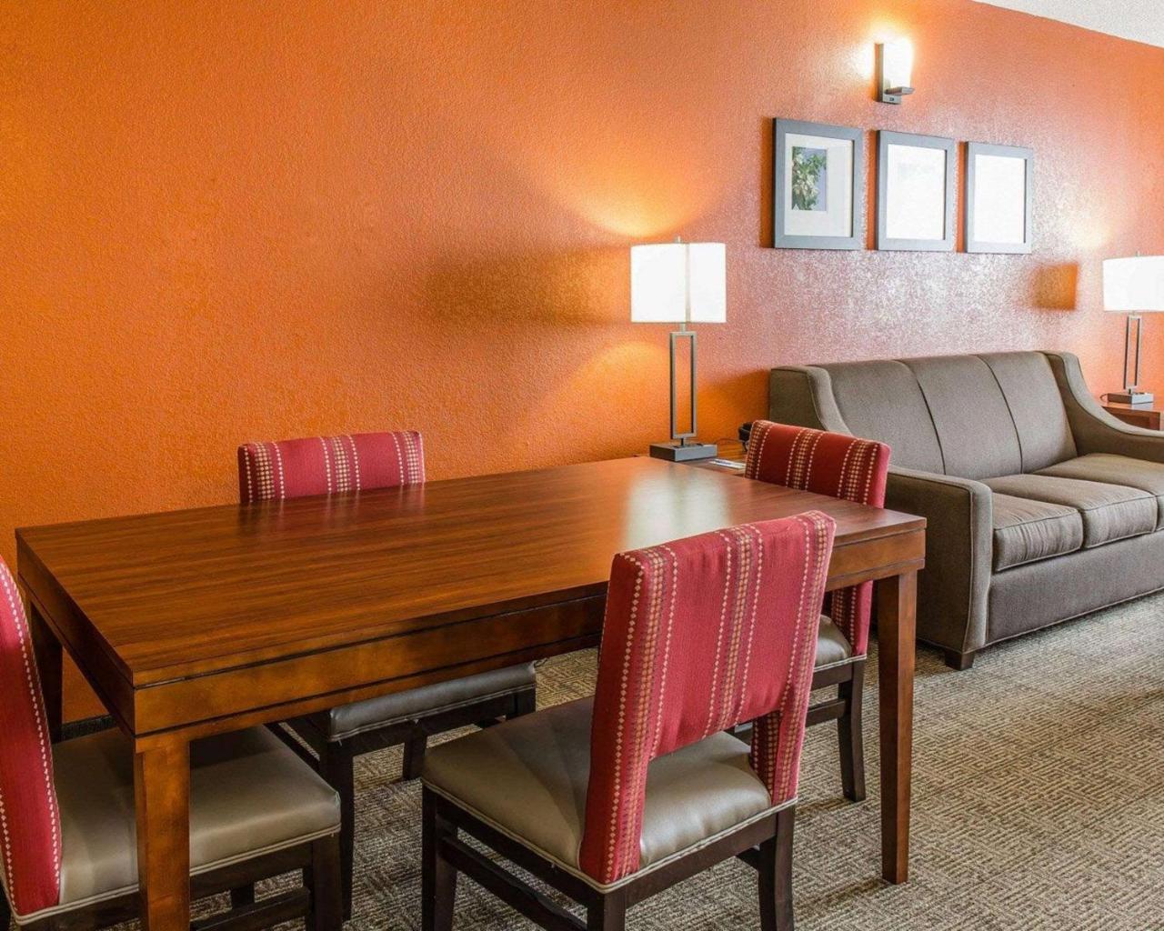 Comfort Inn & Suites Lakeland North I-4 Экстерьер фото